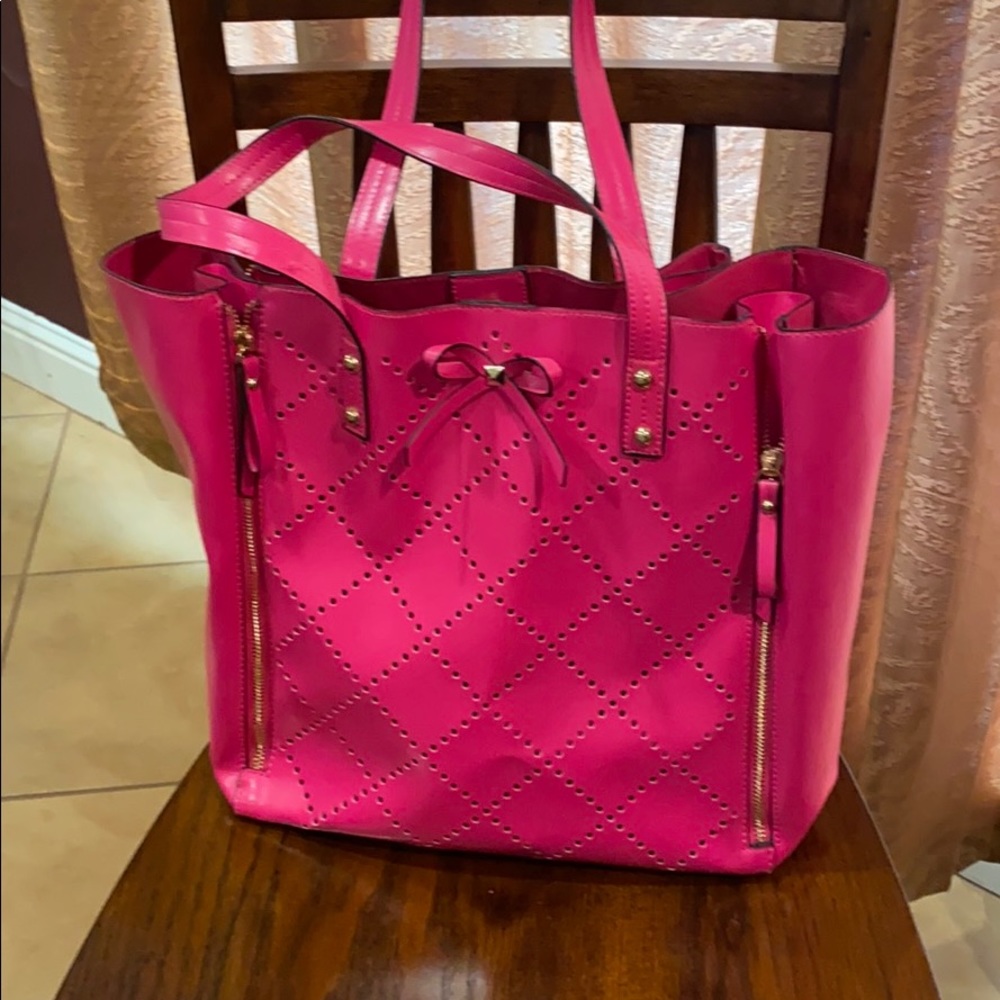 Gail Labelle Tote
